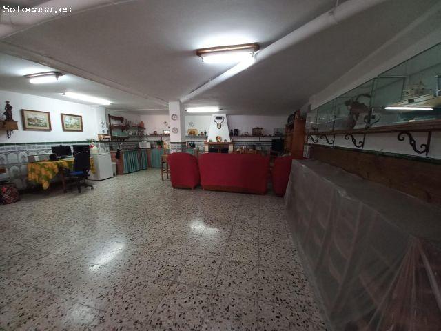 Casa con sótano en venta en Aguadulce Sur