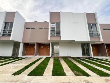 Casa Condominio En Venta En Villa Del Rosario En Lomitas V116508