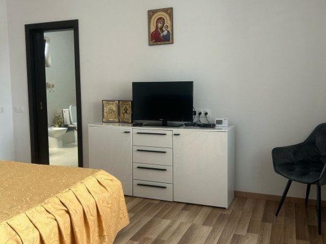 Casa constructie noua, finisata cu 35 ari teren