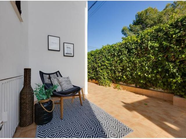 CASA DUPLEX CON JARDIN + PARKING + PISCINA EN URBANIZACIÓN
