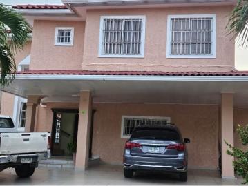 Casa duplex en venta en Albader, Ciudad Del Sol, Colón