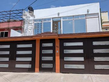 Casa duplex Huizachal