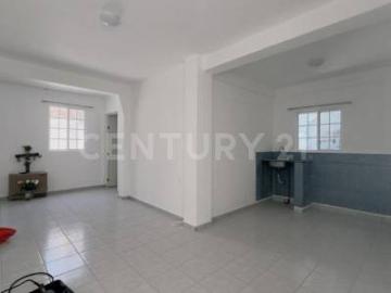 Casa Duplex Remodelada en Renta
