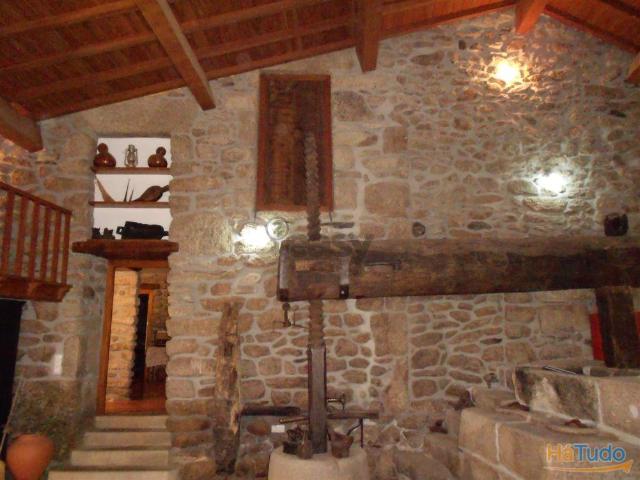 Casa da Ribeirinha T11 em Fradizela | 26063606501
