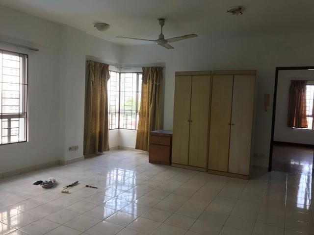 CASA DAMANSARA Condo PJ Actual Freehold CORNER LOT Low Deposit