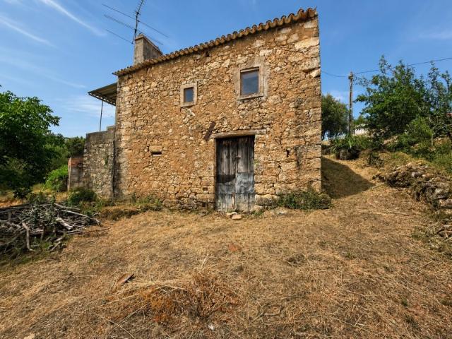 Casa das Ladeiras Uma Casa com História para Criar o Seu Próximo Projeto