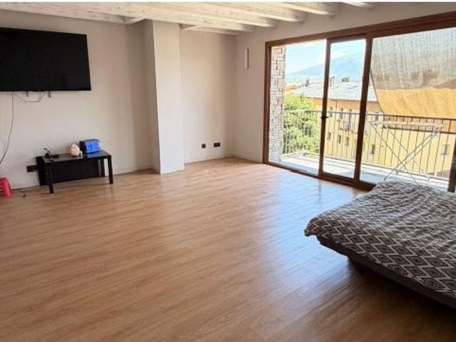 CASA DE OBRA NUEVA EN PUIGCERDÀ | ESPACIO, CONFORT Y EFICIENCIA ENERGÉTICA EN LA CERDANYA