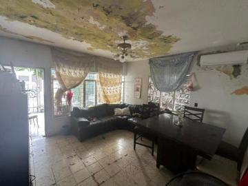Casa de Oportunidad en El Centro de San Nicolás de los Garza, Nuevo León