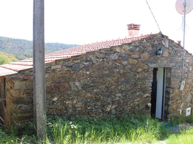 Casa de Aldeia 48m² Isna
