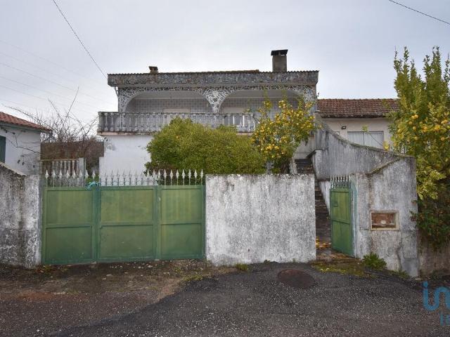 Casa de aldeia T3 em São Miguel, Santa Eufémia e Rabaçal de 162,00 m²