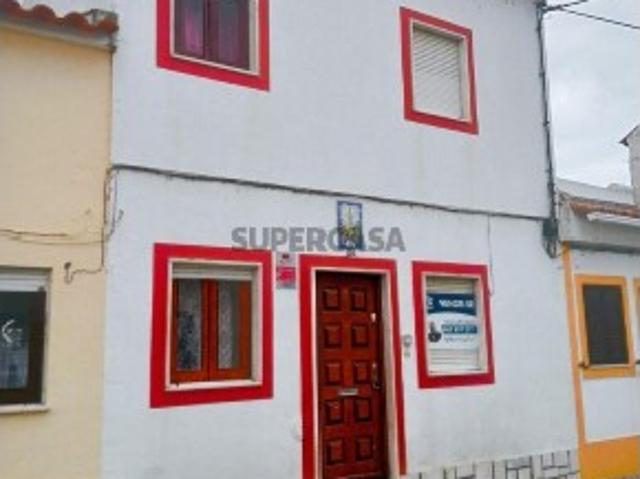 Casa de aldeia T4 em Benavila e Valongo de 90,00 m²