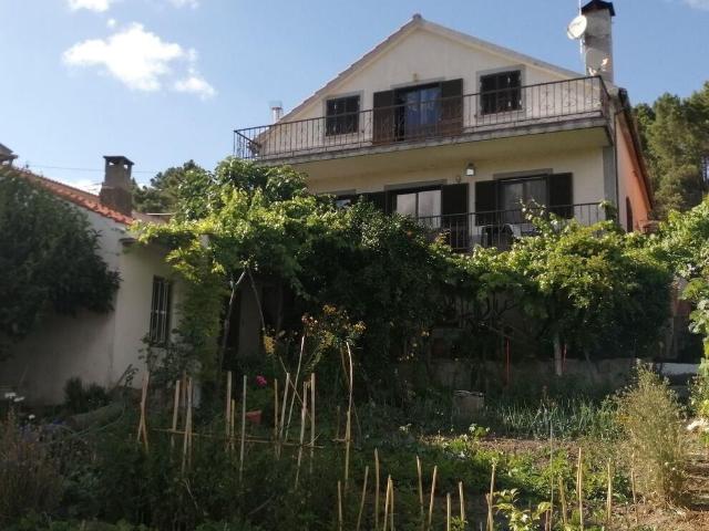 Casa de aldeia T4 em Castelo Branco de 90,00 m2