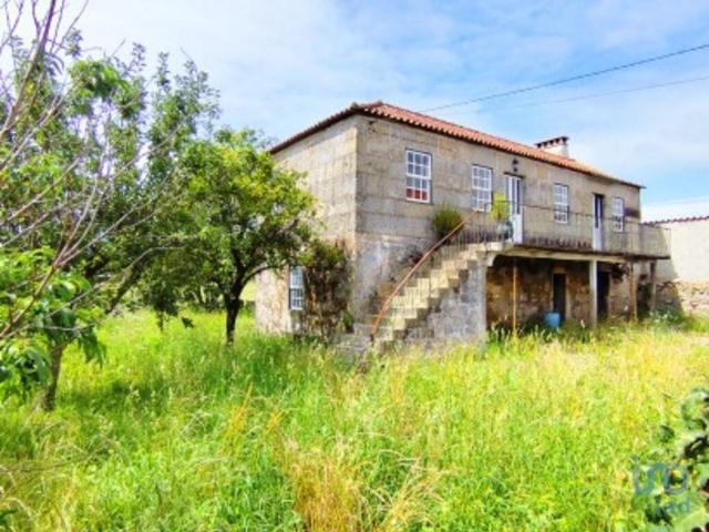 Casa T4 em Fontão de 261,00 m² 261m² Barreiro de besteiros e tourigo