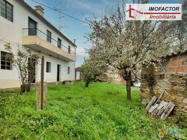 Casa de Aldeia com Terreno e Anexos Sto André das Tojeiras | 25083869246