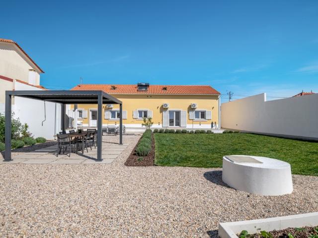 Casa de aldeia maravilhosamente renovada com confortos moder. 0m² Olho Marinho