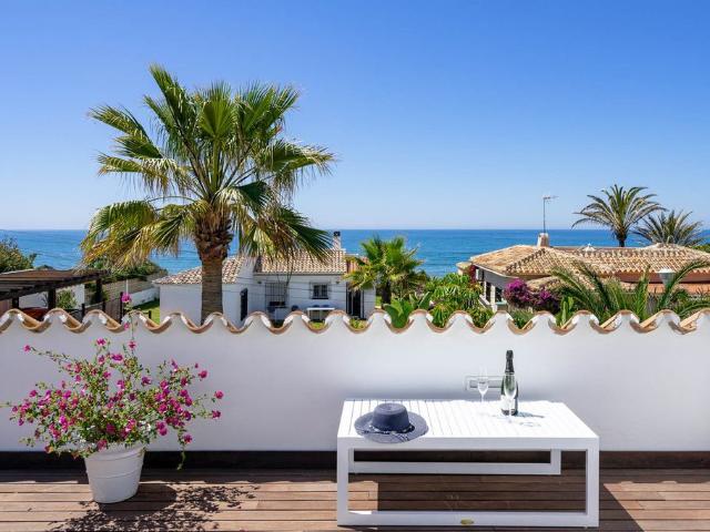 Casa de alto standing de 140 m2 en venta Marbesa, Marbella, Andalucía