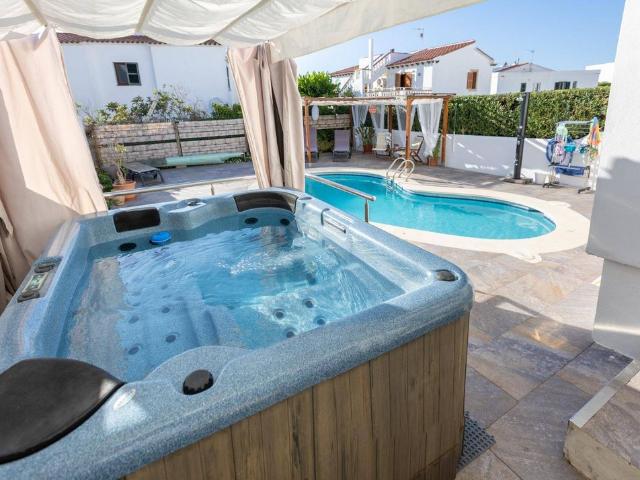 Casa de alto standing de 176 m2 en venta Mercadal, España