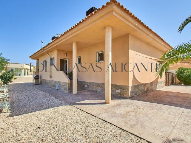 Casa de alto standing de 189 m2 en venta Busot, España