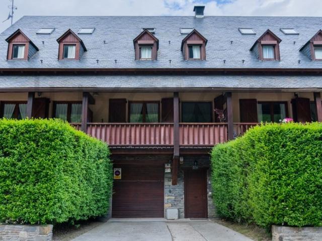 Casa de alto standing de 208 m2 en venta Viella Mitg Arán, España