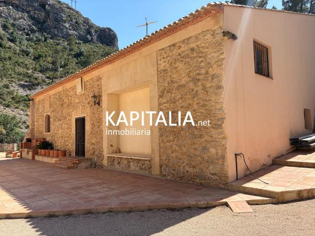 Casa de alto standing de 202 m2 en venta Onteniente, España