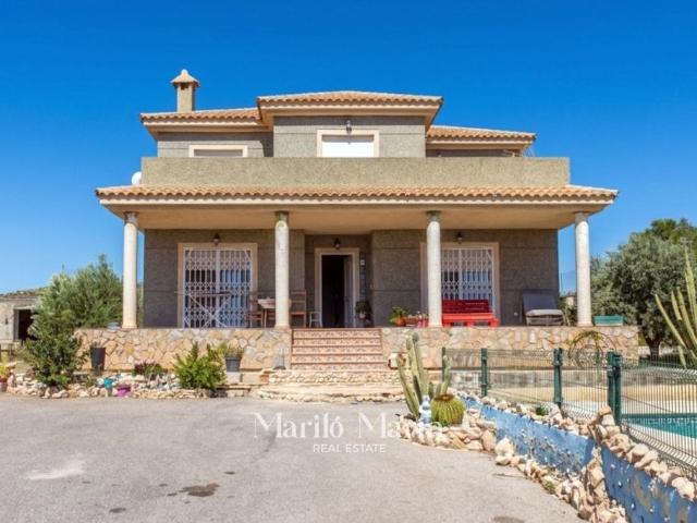 Casa de alto standing de 239 m2 en venta Alicante, España
