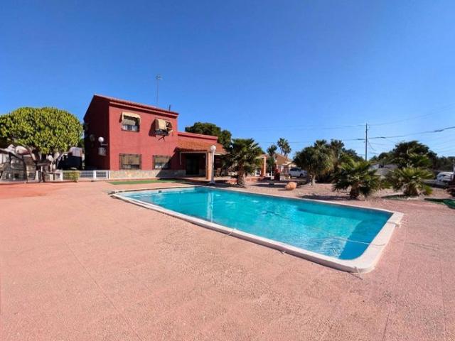 Casa de alto standing de 250 m2 en venta Elche, España