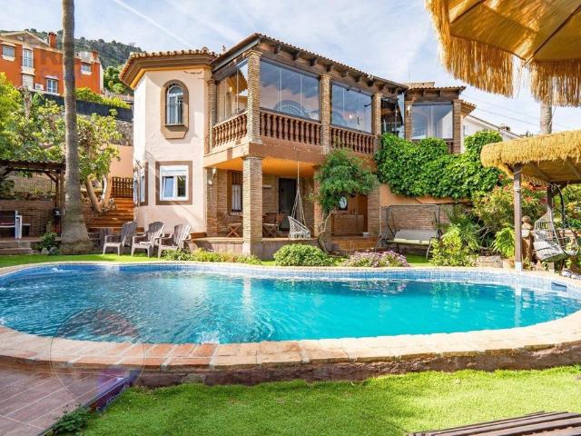 Casa de alto standing de 282 m2 en venta Alhaurín de la Torre, Andalucía