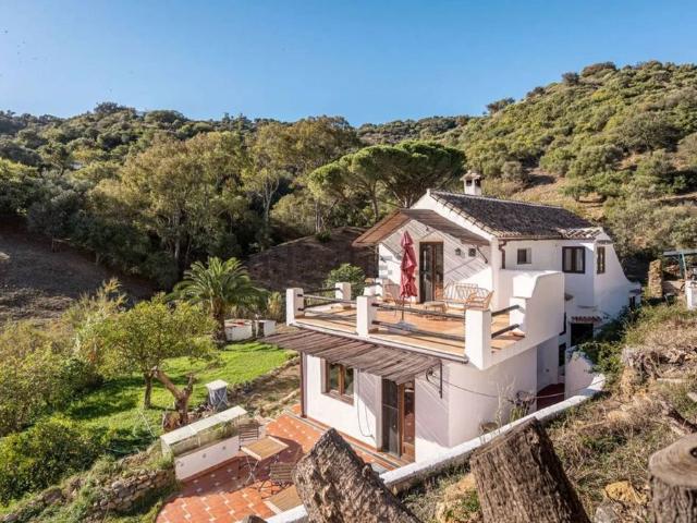 Casa de alto standing de 30000 m2 en venta Casares, Andalucía