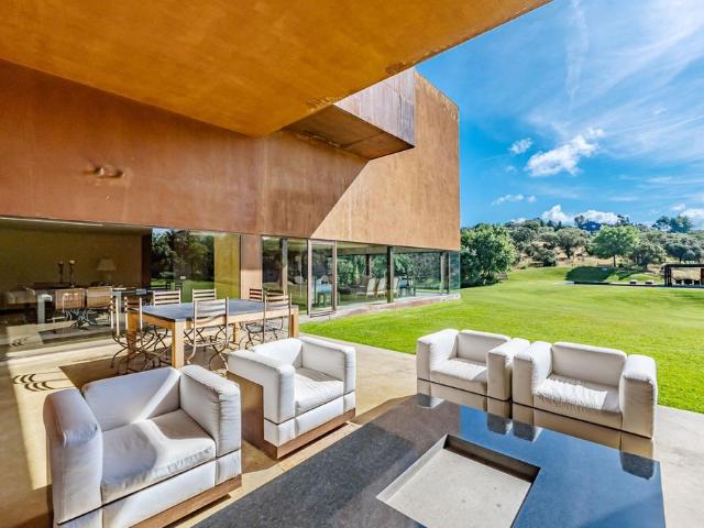 Casa de alto standing de 3389 m2 en venta Las Rozas de Madrid, Comunidad de Madrid