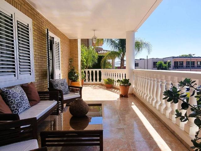 Casa de alto standing de 348 m2 en venta La Vall d'Uixo, España