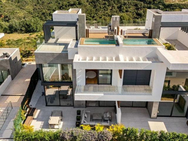 Casa de alto standing de 411 m2 en venta Marbella, España