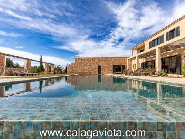 Casa de alto standing de 423 m2 en venta Ses Salines, Baleares