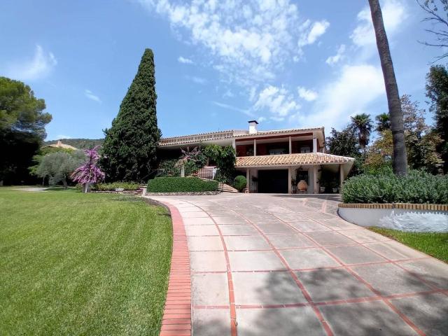 Casa de alto standing de 474 m2 en venta Córdoba, España