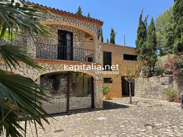 Casa de alto standing de 531 m2 en venta Játiva, España