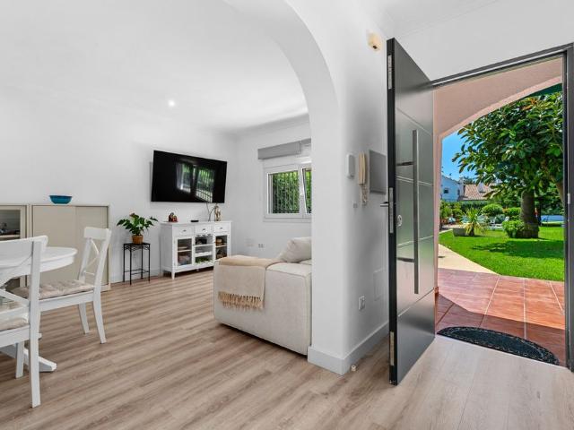Casa de alto standing de 94 m2 en venta San Pedro de Alcántara, Andalucía