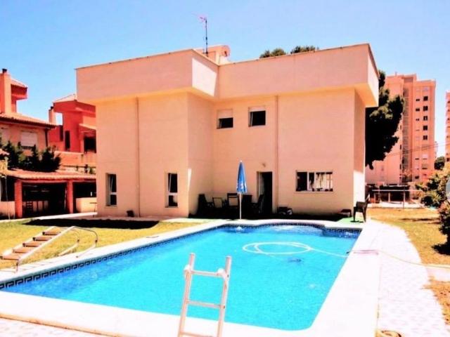 Casa de alto standing en venta Alicante, España
