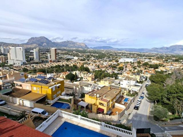 Casa de 210 m2 en venta Benidorm, Comunidad Valenciana