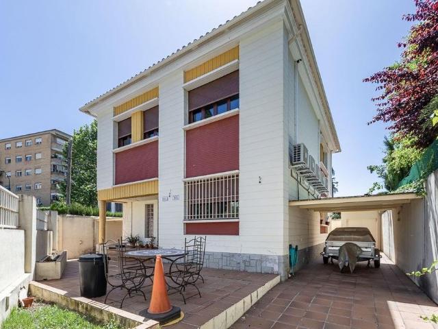Casa de alto standing en venta Granada, España