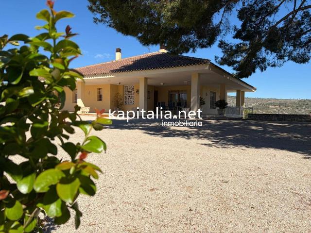 Exclusiva casa en venta Onteniente, España