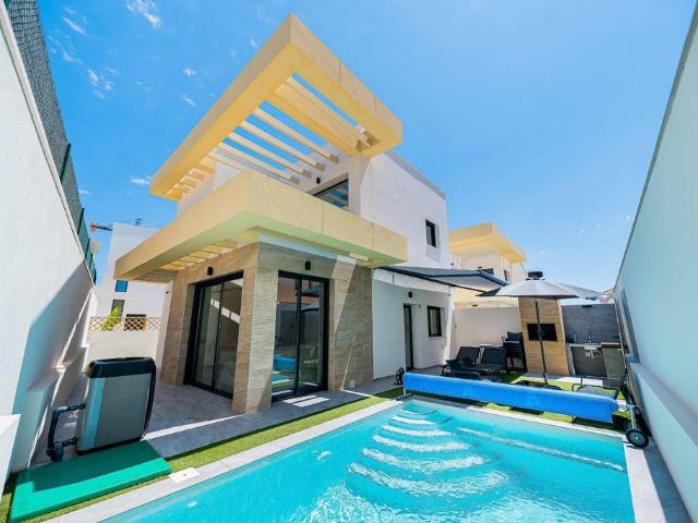 Casa de alto standing en venta Los Montesinos, España