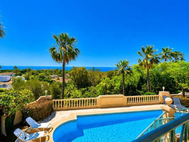 Casa de alto standing en venta Las Chapas, España