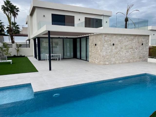 Casa de alto standing en venta Playas de Orihuela, Comunidad Valenciana