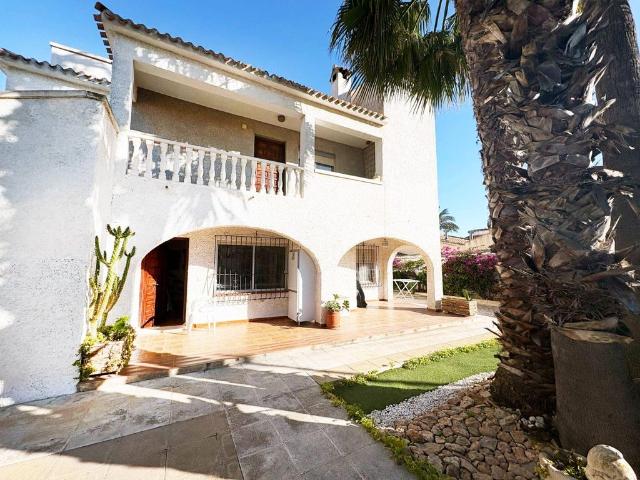 Casa de alto standing en venta Playas de Orihuela, Comunidad Valenciana