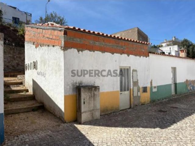 Casa de Armazém com Projeto Aprovado Em Construção