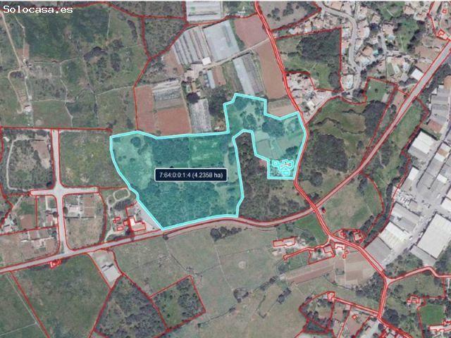 Casa de campo menorquina con piscina y terreno cultivable