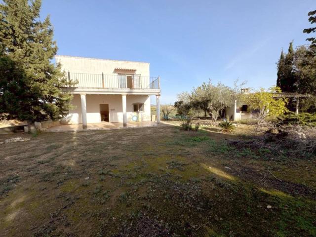 Casa de campo a la venta en El Palomar