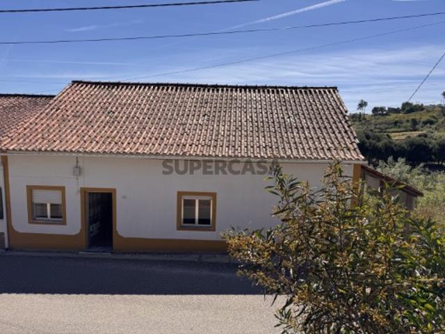 CASA DE CAMPO COM TERRENO E POÇO PERTO DO RIO NABÃO