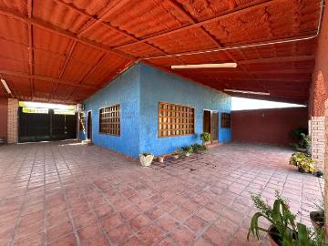 CASA DE CAMPO con Piscina y Cocina Integral en Venta en El Olivo, Matamoros