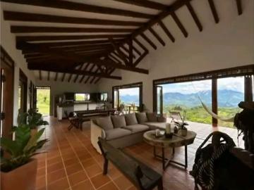 Casa de campo de alto standing de 3 dormitorios en venta Tarso, Departamento de Antioquia