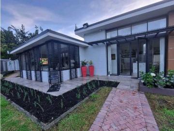 Casa de campo de alto standing de 3 dormitorios en venta Tenjo, Cundinamarca